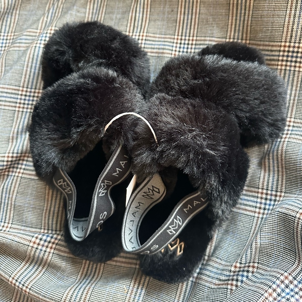 Malvados Azalea Black Faux Fur Slippers women’s size 7